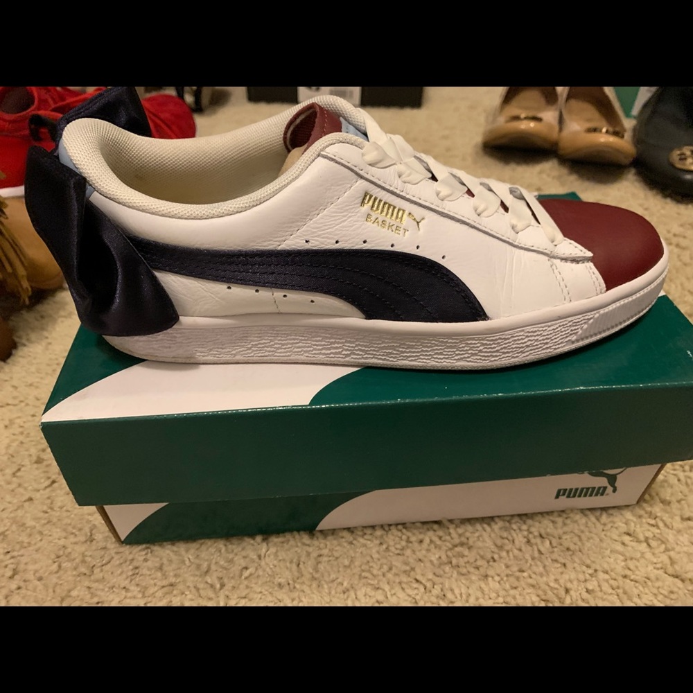 Puma Basket Bow Sneakers. Size 7.5/37.5